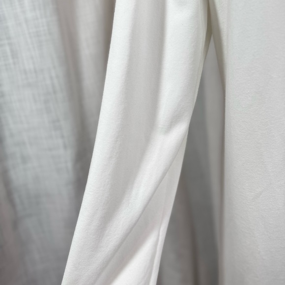 Soft Surroundings Embroidered Long Full Zip Soft White Jacket and Pockets Size L - Picture 12 of 14